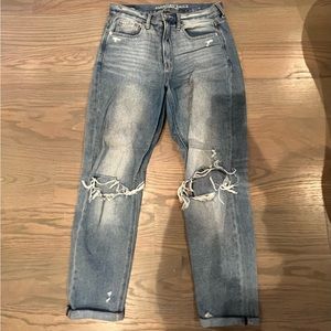 American Eagle light wash jeans
